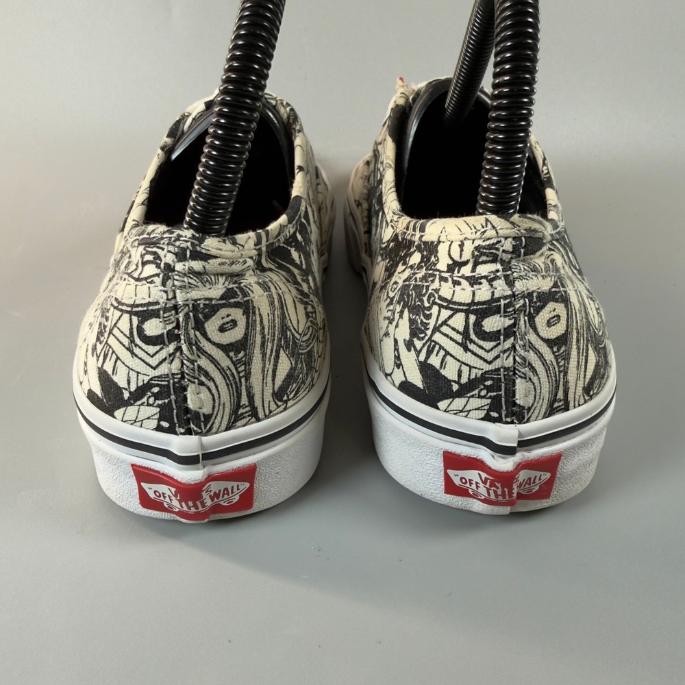 Vans Authentic Marvel Womens 7 Skate Shoes Low Lace Sneakers Superhero All‎ Over - Picture 5 of 16